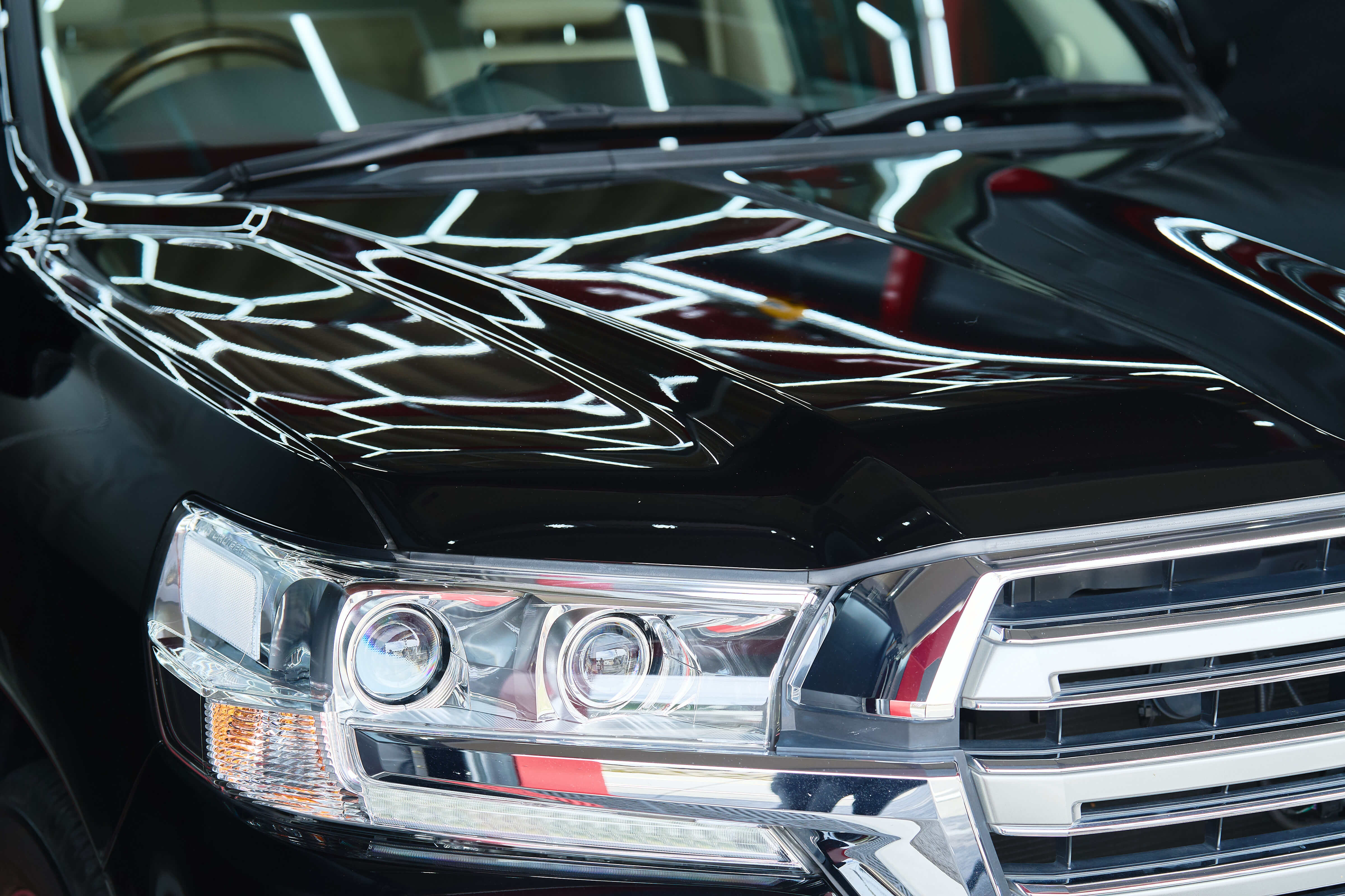 コーティングによる「光沢」と「ツヤ」の違い