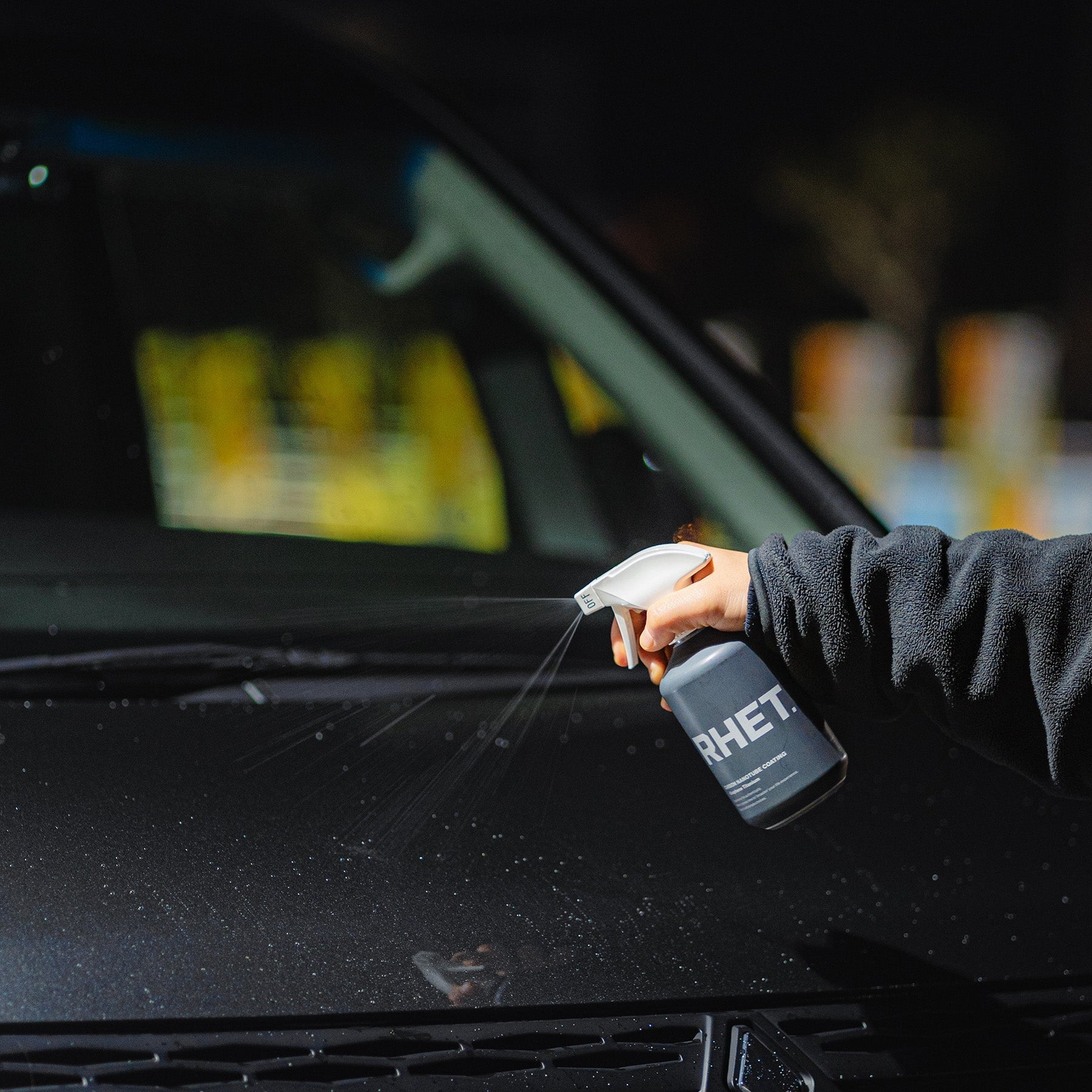 艶・撥水・耐久、すべてを極めた上位モデル。カーボンナノチューブコーティングプラスグラフェンチタンの実力