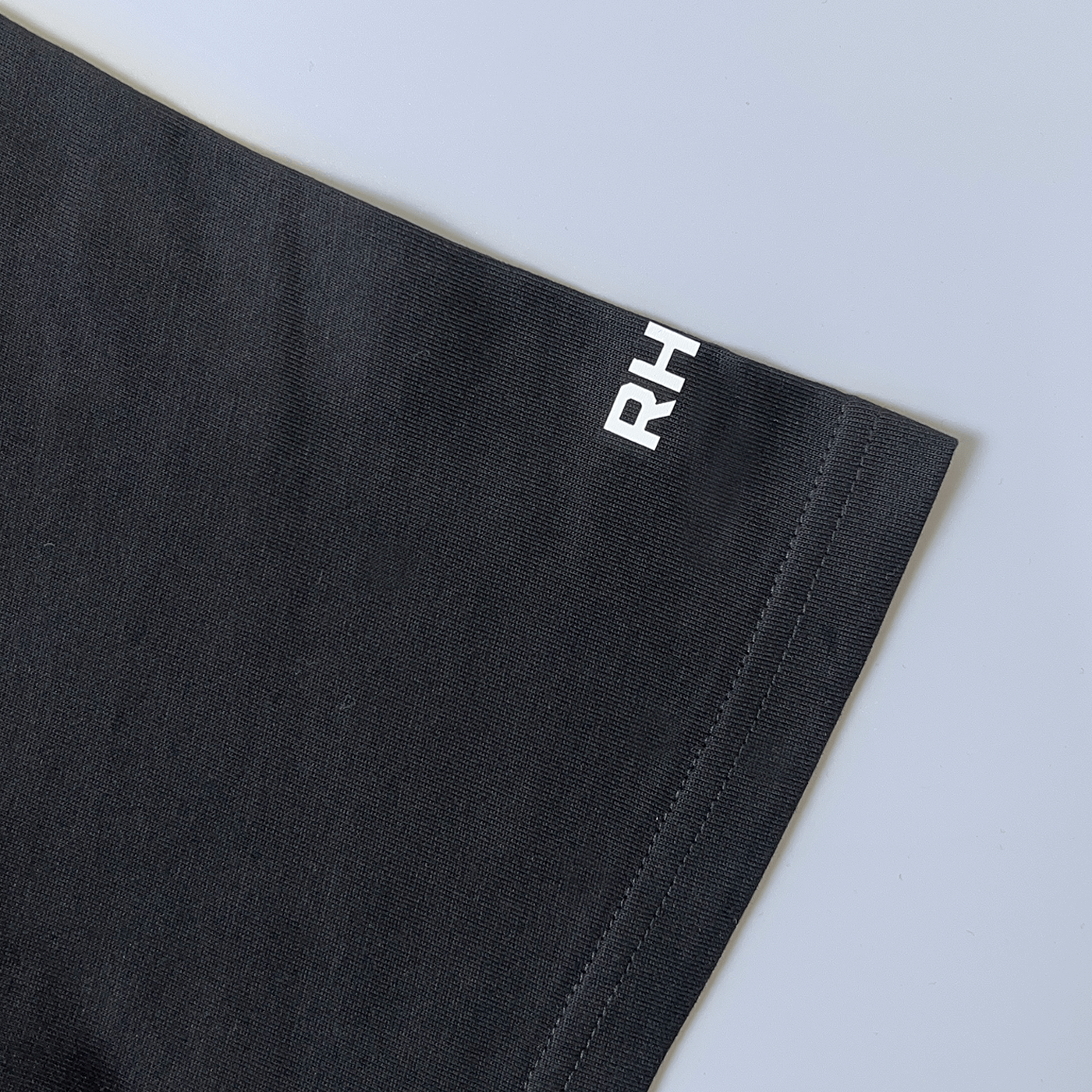 Tシャツ ブラック